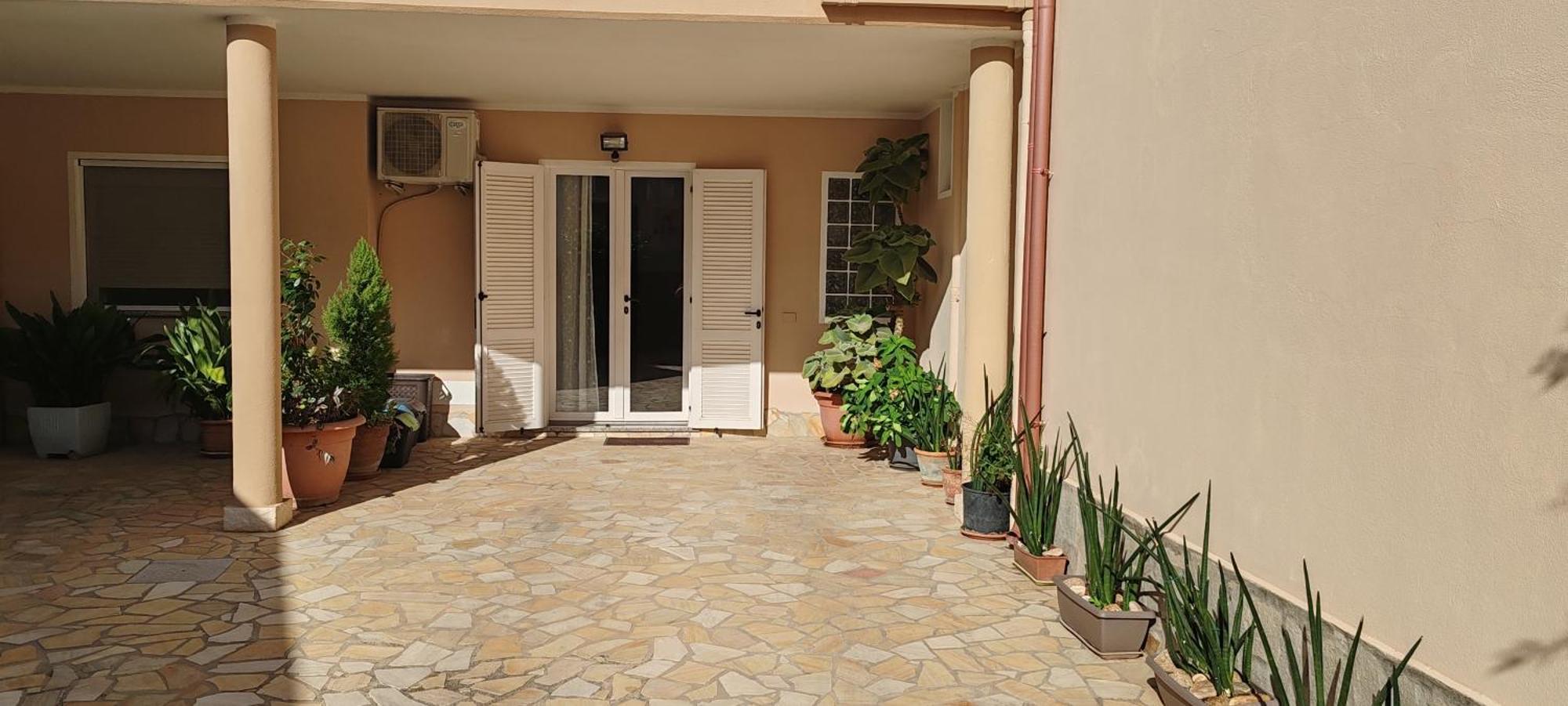 Casa Gio Apartment Assemini Luaran gambar